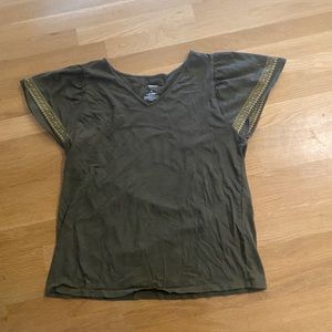 Green t shirt